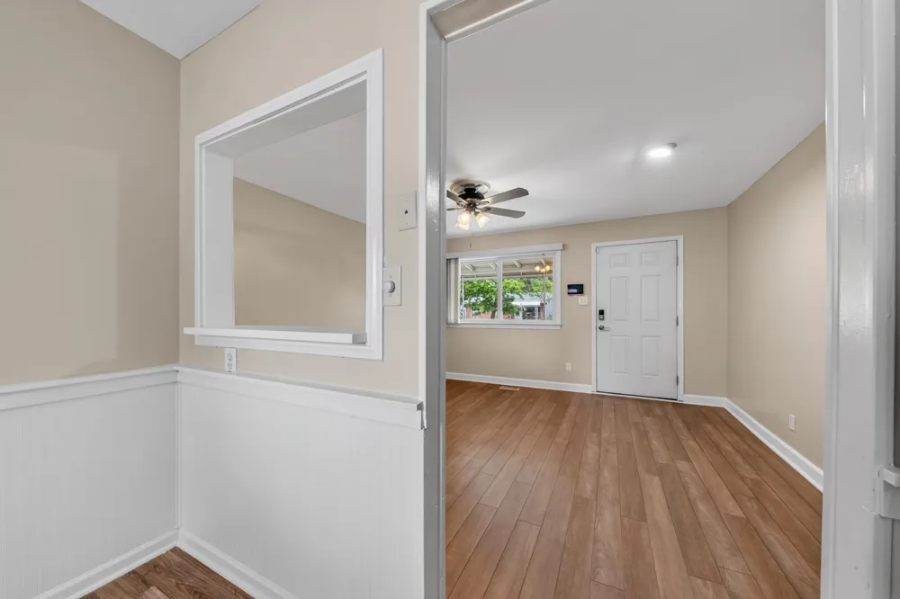 1260 Candlewood Lane Ypsilanti, MI 48198
