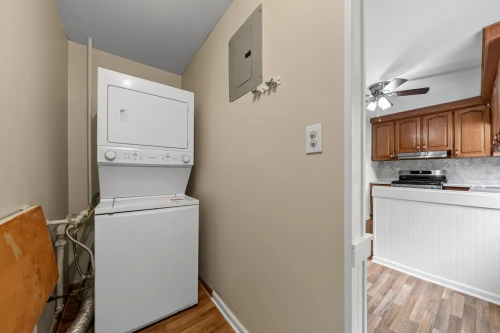 1260 Candlewood Lane Ypsilanti, MI 48198