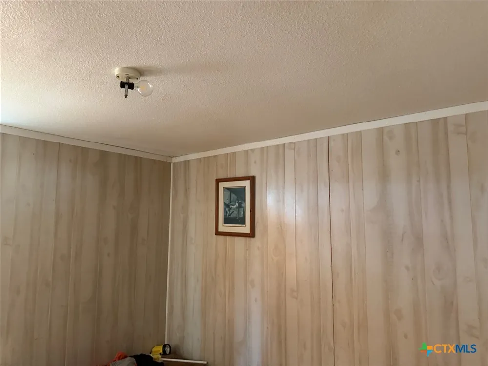 602 W Dallas Avenue Seadrift, TX 77983