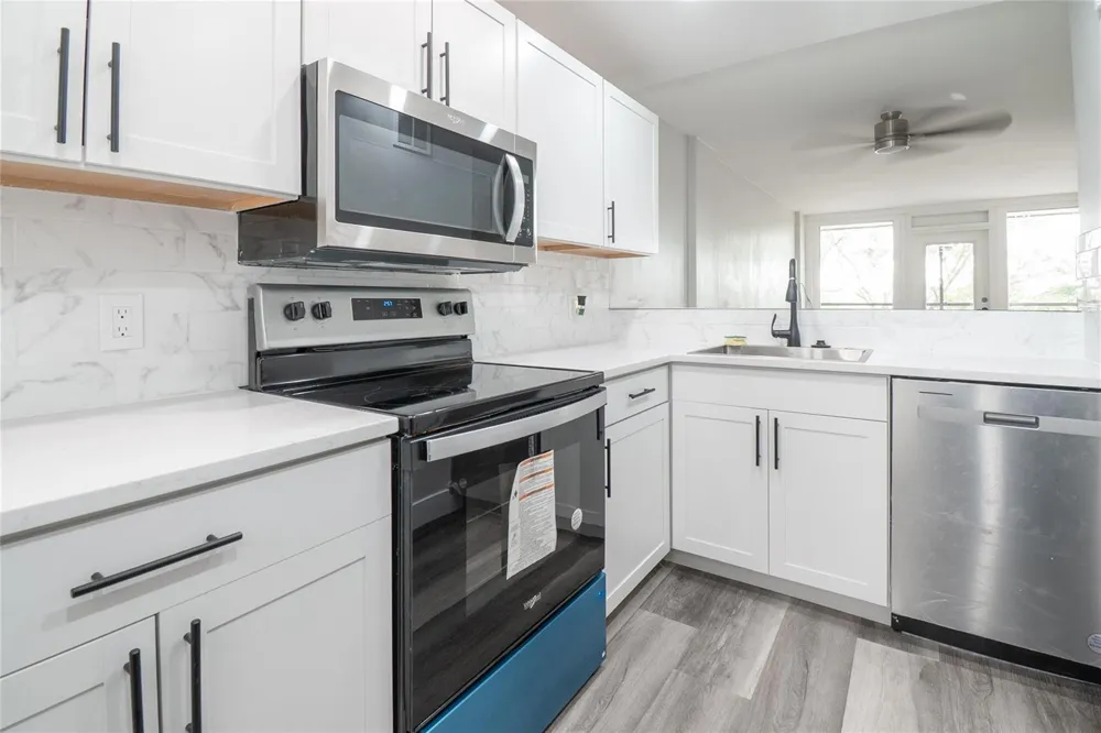 119 Royal Park Drive #4h Oakland Park, FL 33309
