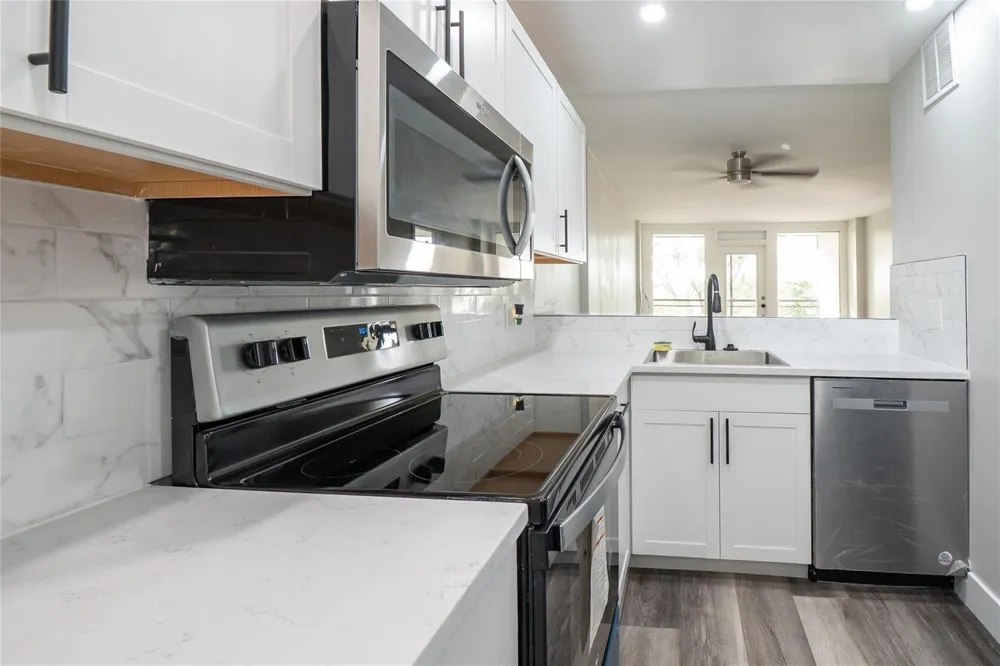 119 Royal Park Drive #4h Oakland Park, FL 33309
