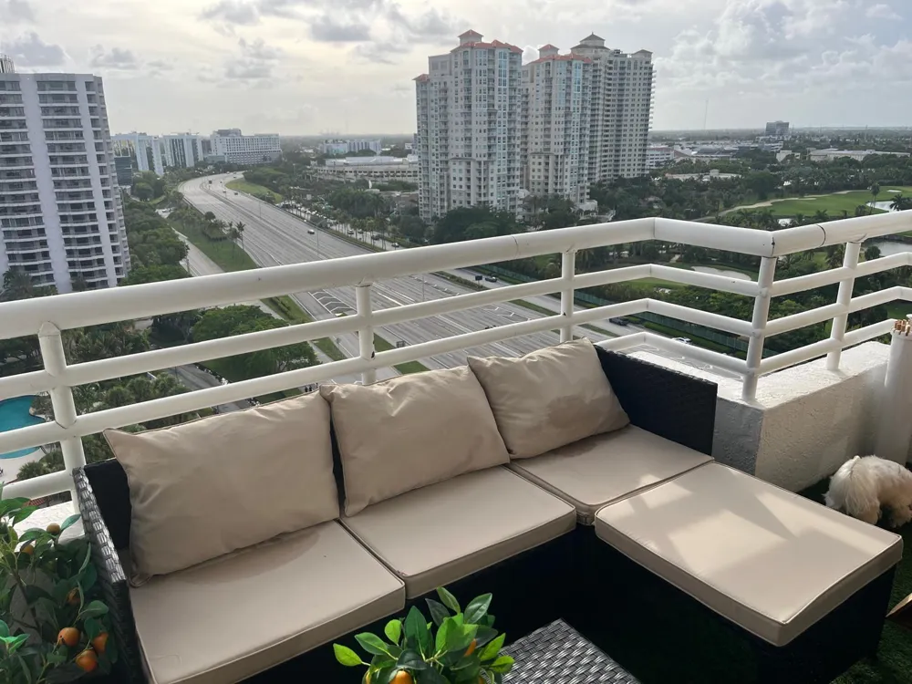 3300 NE 192ND STREET #1706 Aventura, FL 33180