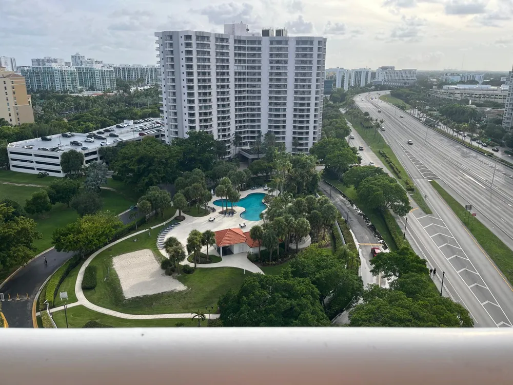 3300 NE 192ND STREET #1706 Aventura, FL 33180