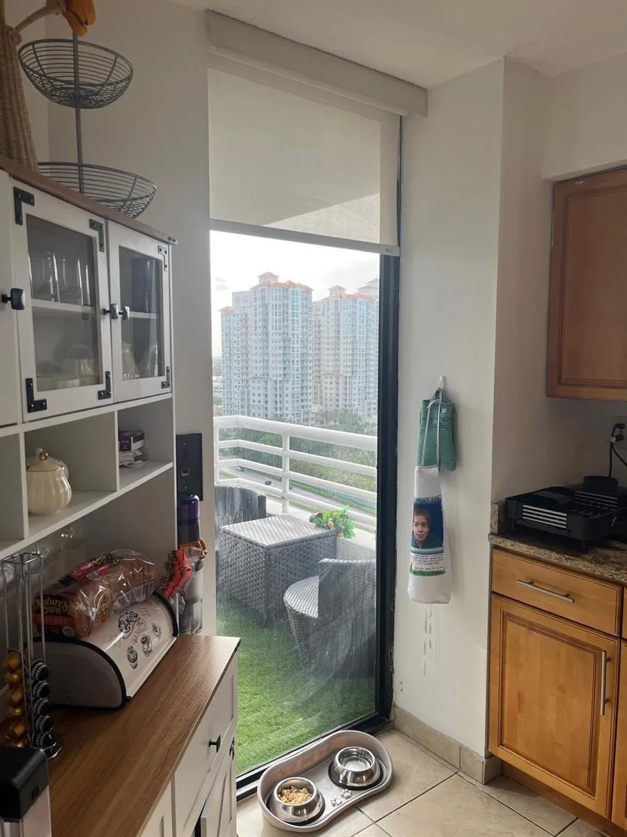 3300 NE 192ND STREET #1706 Aventura, FL 33180