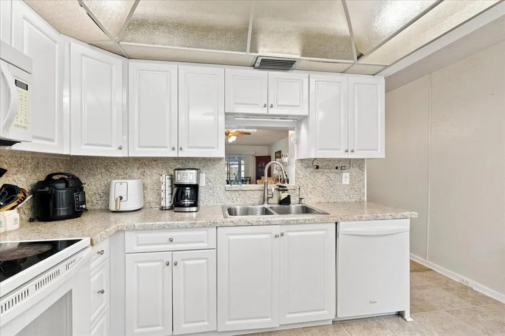 2304 LUCAYA LANE #C1 Coconut Creek, FL 33066
