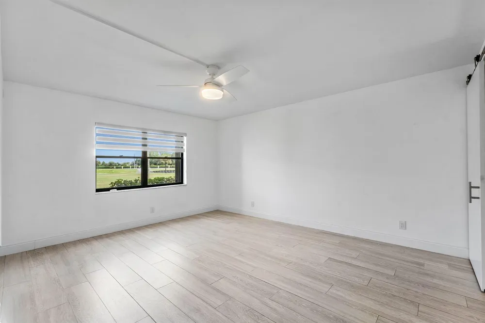 12870 Briarlake Drive #106 Palm Beach Gardens, FL 33418