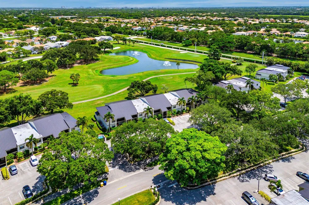 12870 Briarlake Drive #106 Palm Beach Gardens, FL 33418