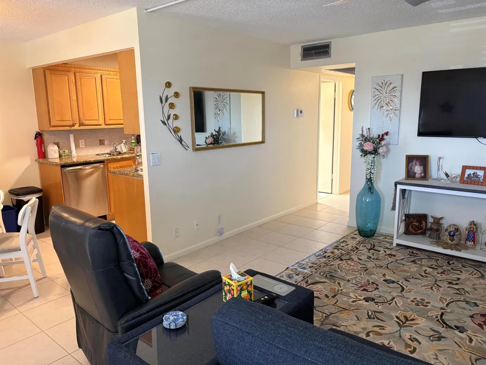 4070 GUILDFORD D Boca Raton, FL 33434