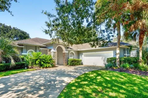 4 LAKEVIEW LANE