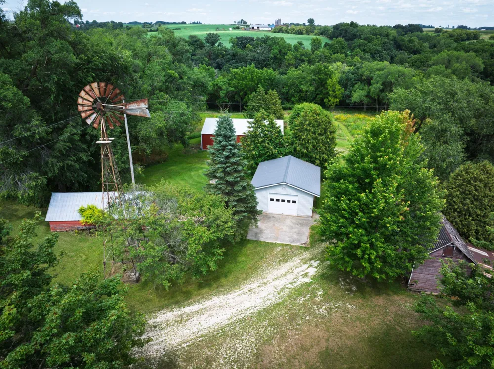 18123 Deer Road Lanesboro, MN 55949