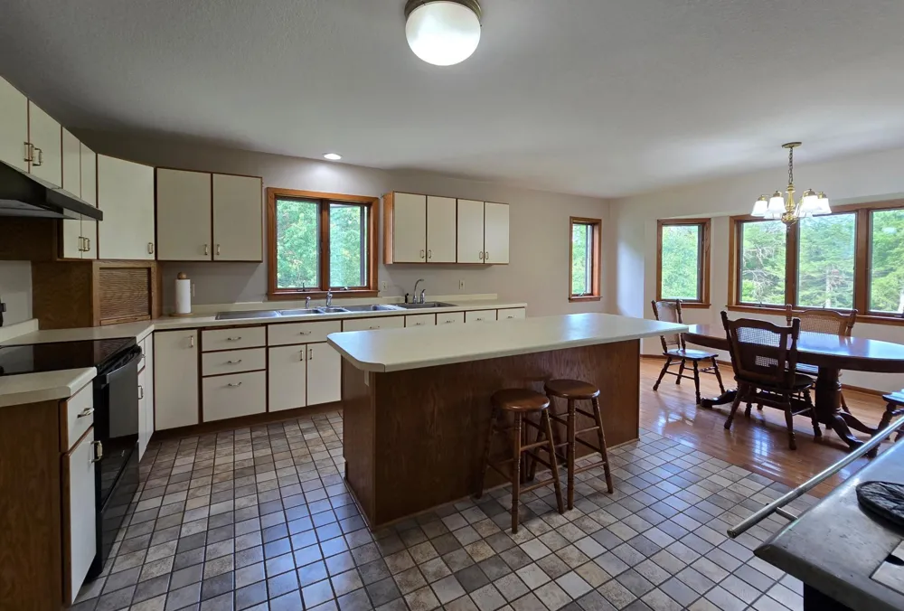 18123 Deer Road Lanesboro, MN 55949