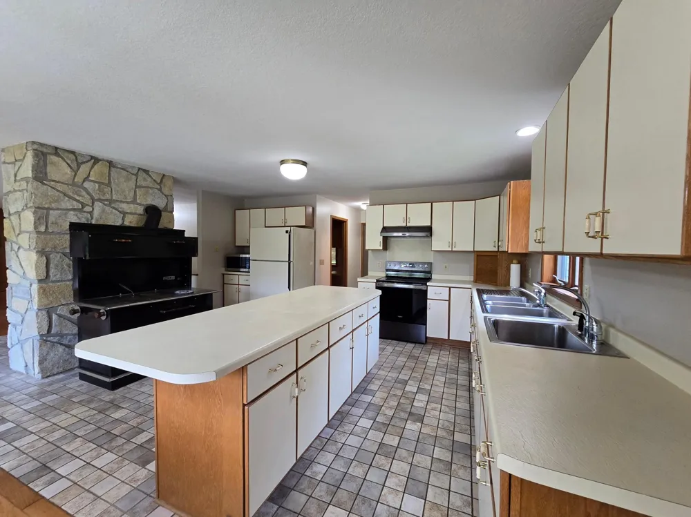 18123 Deer Road Lanesboro, MN 55949