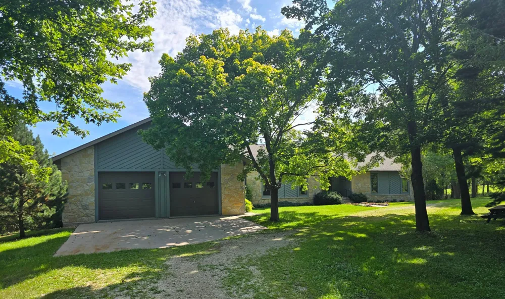 18123 Deer Road Lanesboro, MN 55949