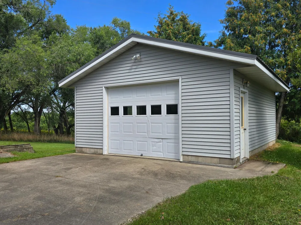 18123 Deer Road Lanesboro, MN 55949