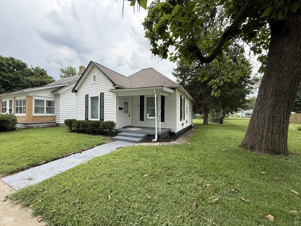 613 S 15th Street Terre Haute, IN 47807