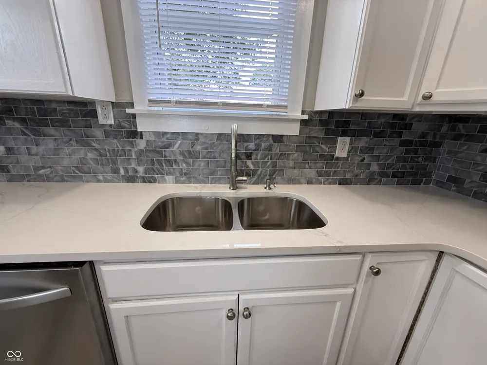 613 S 15th Street Terre Haute, IN 47807
