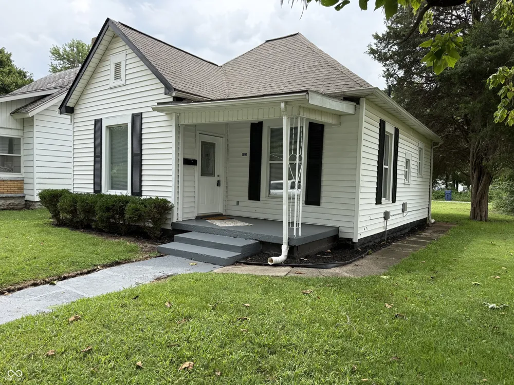 613 S 15th Street Terre Haute, IN 47807