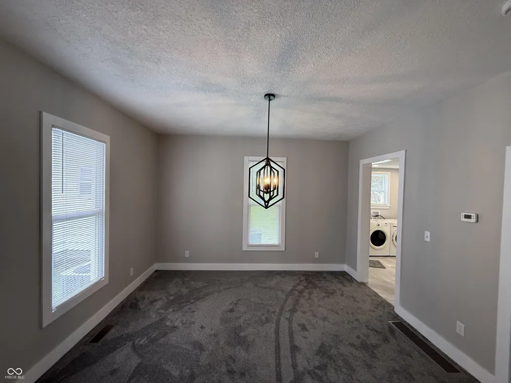 613 S 15th Street Terre Haute, IN 47807