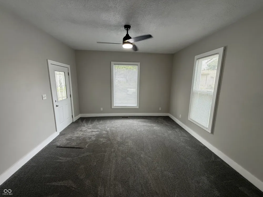 613 S 15th Street Terre Haute, IN 47807