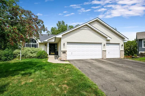 4715 190th Street W