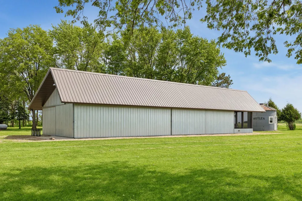 45543 216th Street Gaylord, MN 55334