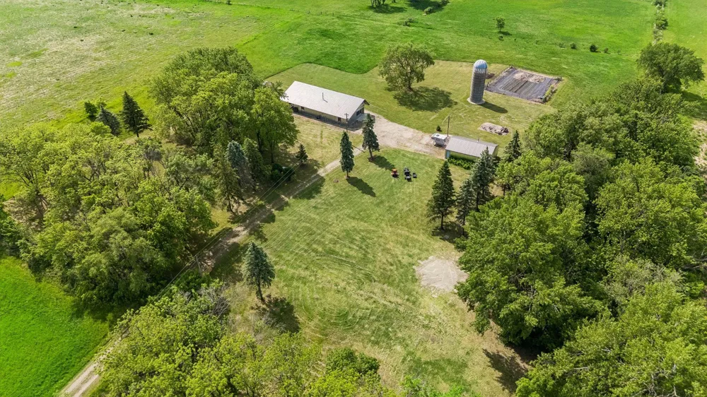 45543 216th Street Gaylord, MN 55334