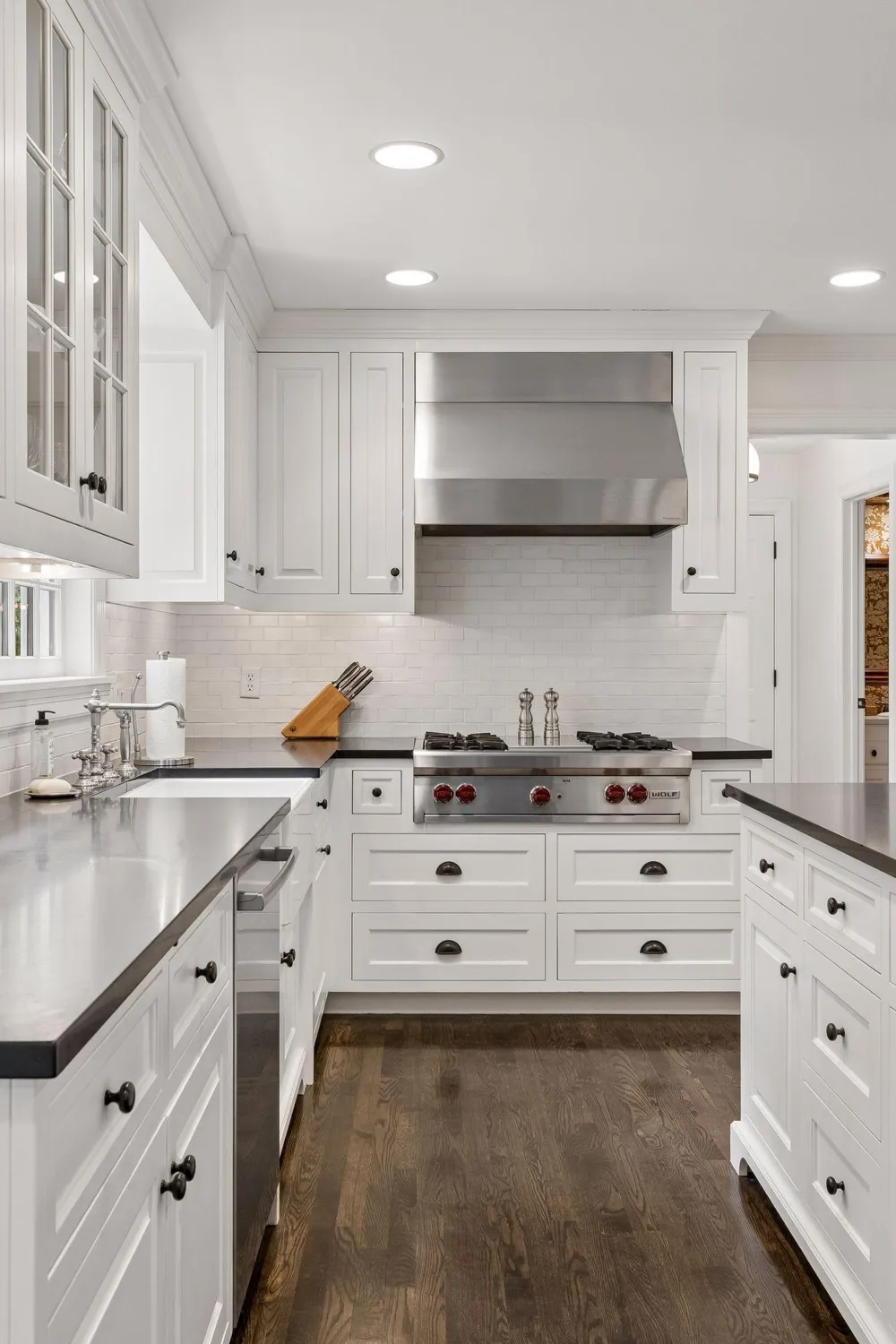 235 Hollander Road Wayzata, MN 55391