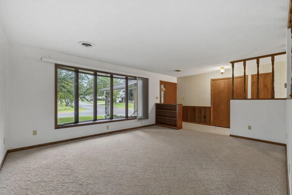 205 Hill Avenue Wanamingo, MN 55983