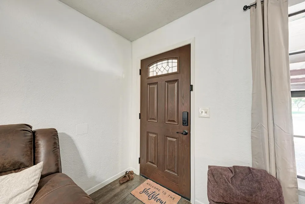 1407 W Avenue C Lampasas, TX 76550
