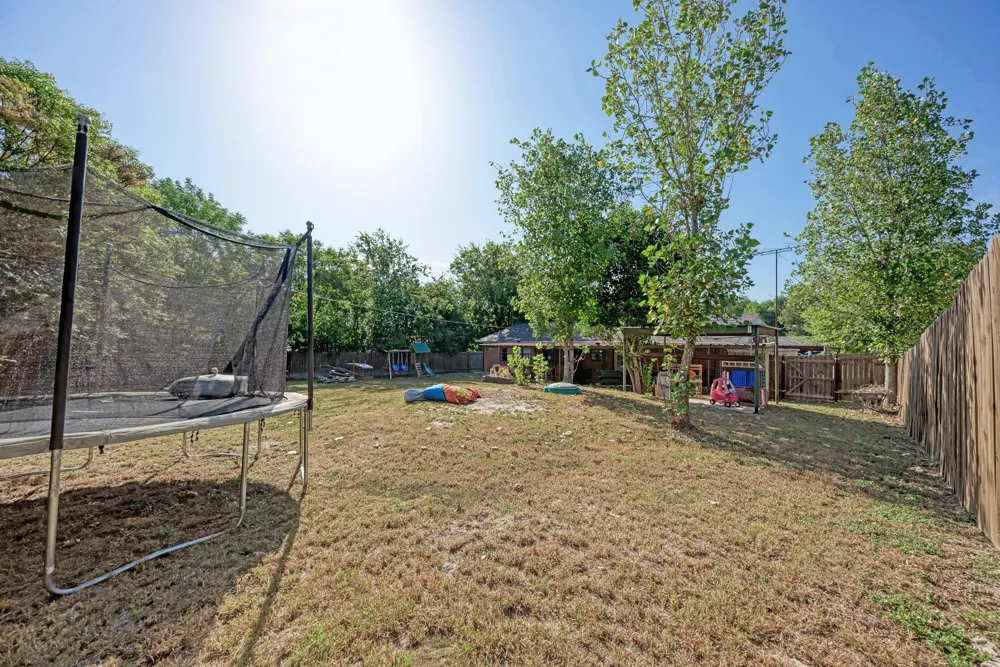 1407 W Avenue C Lampasas, TX 76550