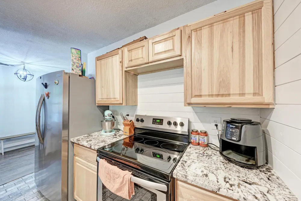 1407 W Avenue C Lampasas, TX 76550