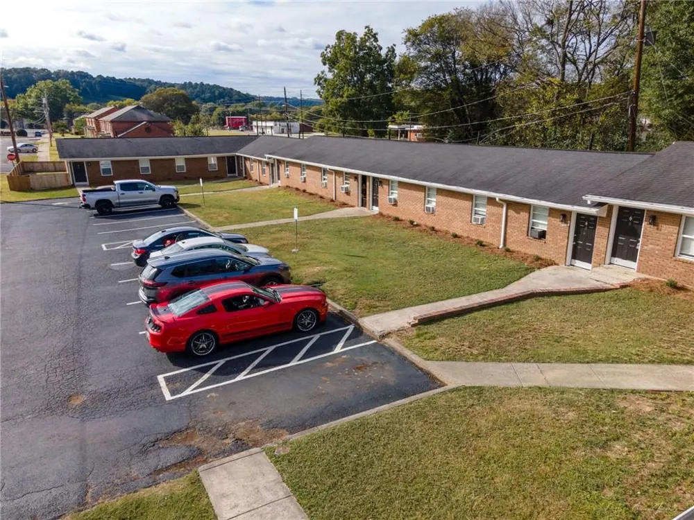 201 E 13th Street SW #12 Rome, GA 30161