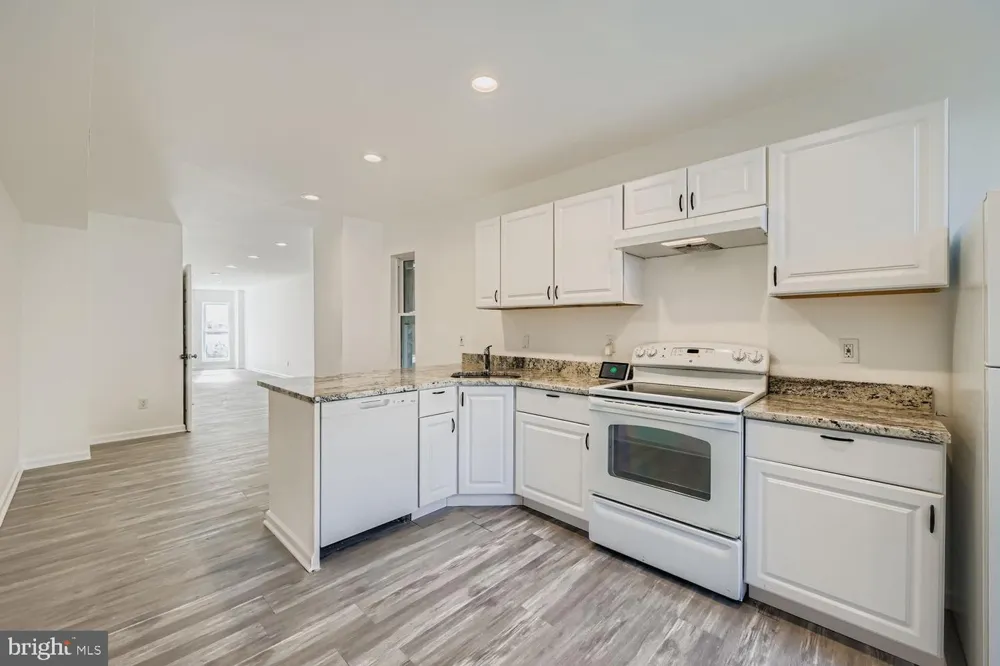 1006 E 20TH STREET Baltimore, MD 21218