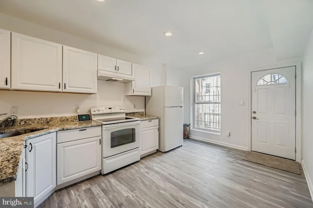 1006 E 20TH STREET Baltimore, MD 21218