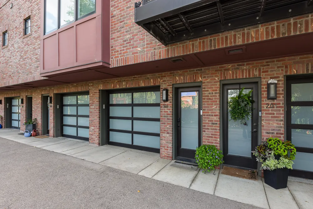 318 W Liberty Street #101 Ann Arbor, MI 48103