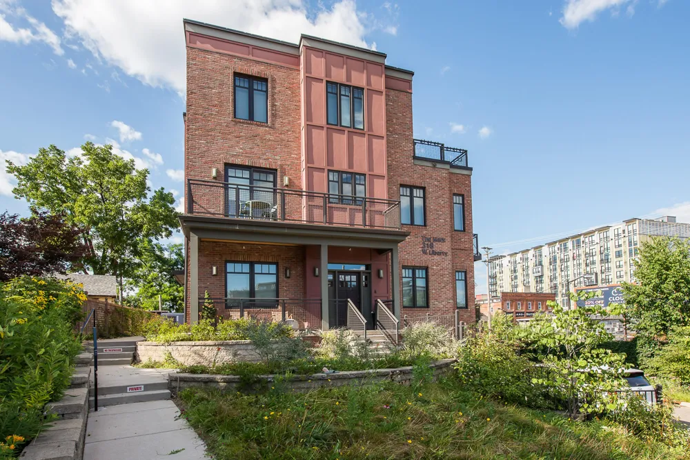 318 W Liberty Street #101 Ann Arbor, MI 48103