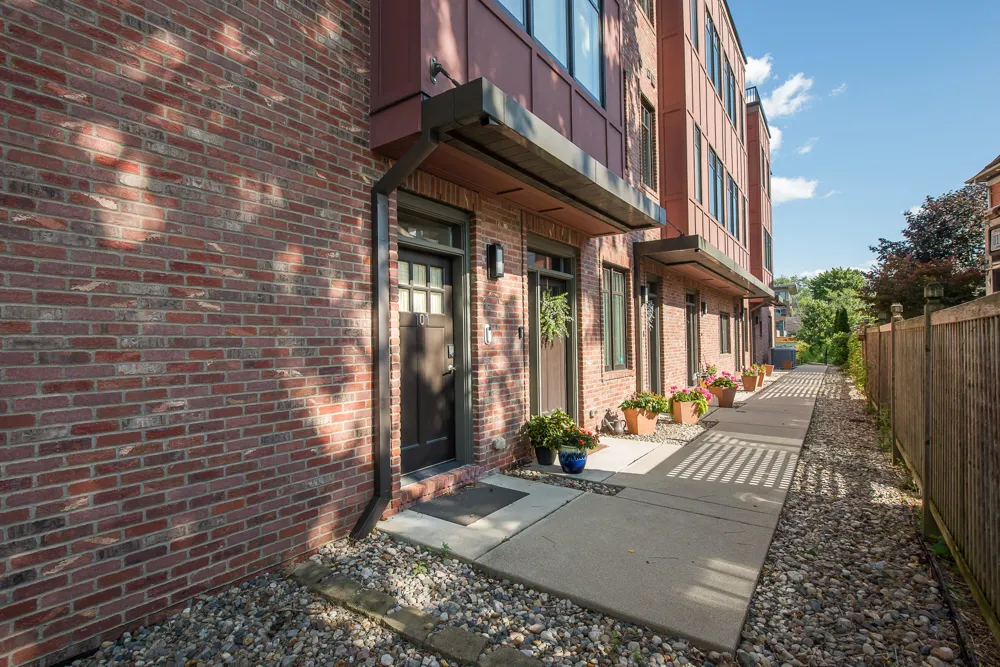 318 W Liberty Street #101 Ann Arbor, MI 48103