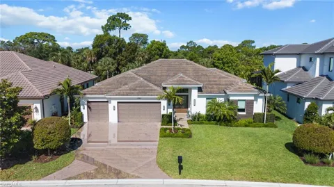 2943 Coco Lakes Drive