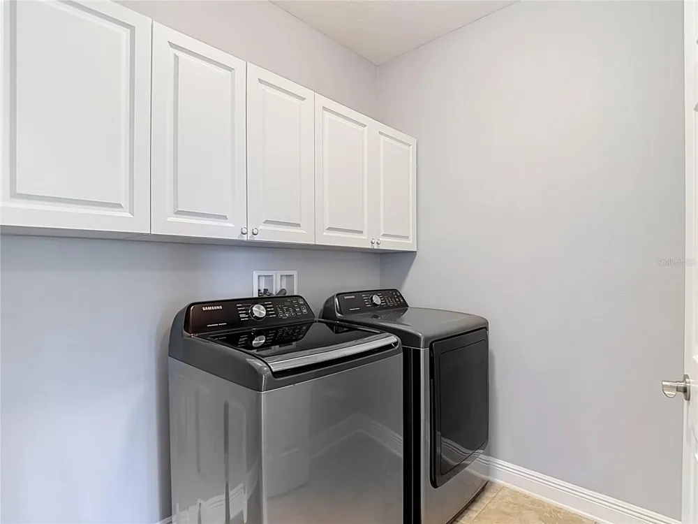 30305 SOUTHWELL LANE Wesley Chapel, FL 33543