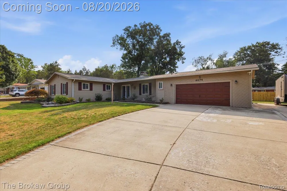 4474 Cedardale Lane Flushing Charter Township, MI 48433