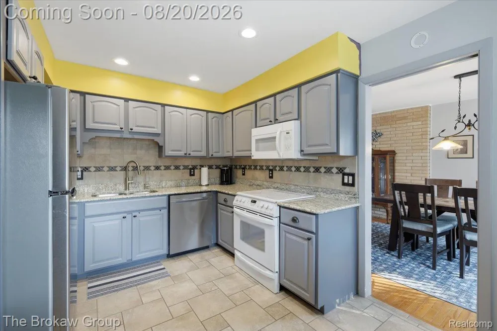 4474 Cedardale Lane Flushing Charter Township, MI 48433