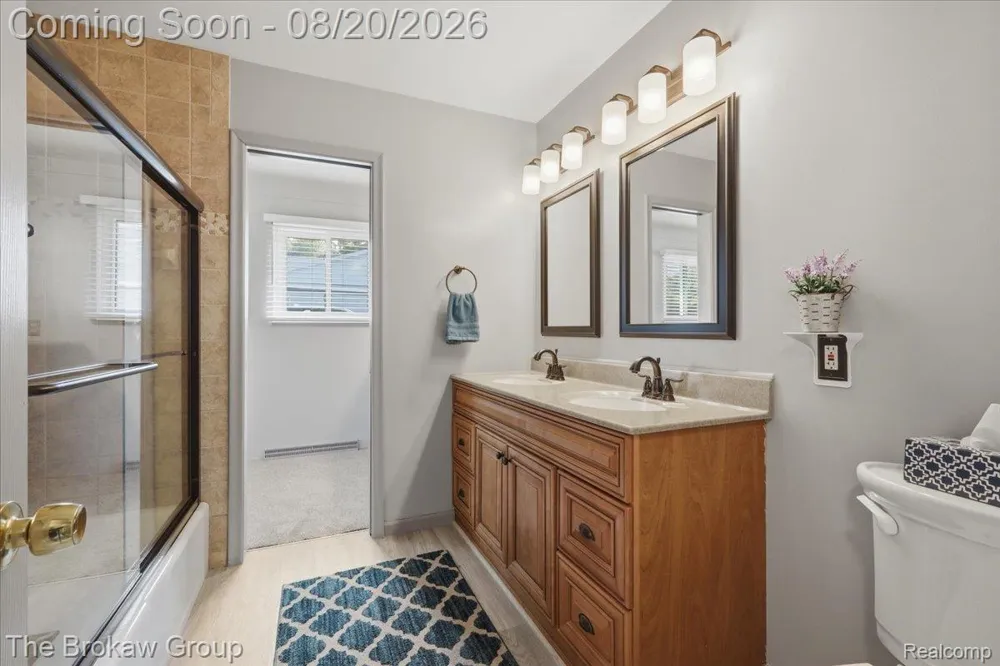 4474 Cedardale Lane Flushing Charter Township, MI 48433