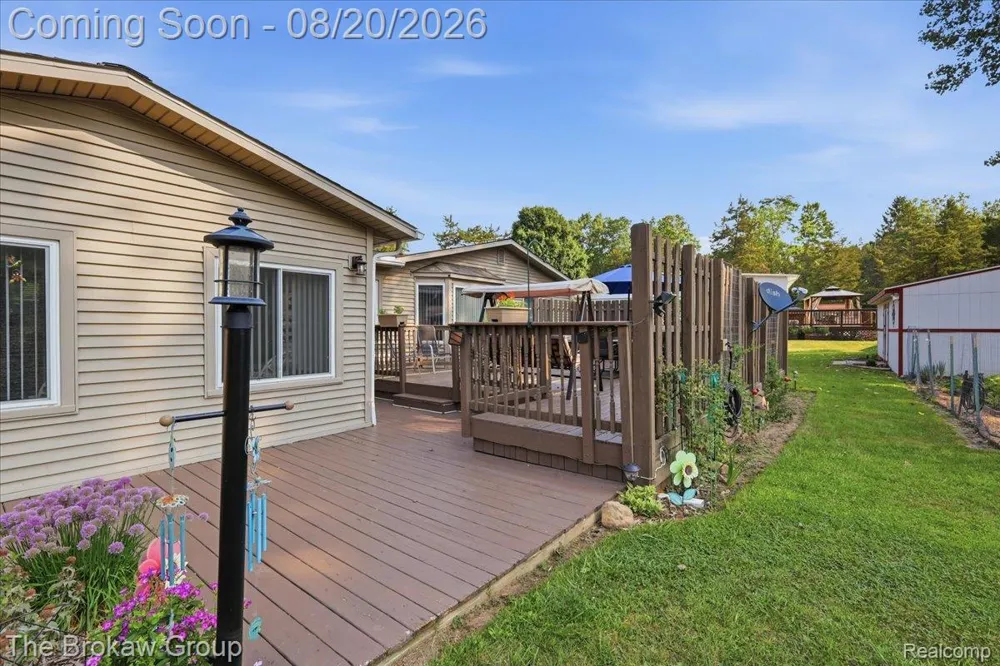 4474 Cedardale Lane Flushing Charter Township, MI 48433