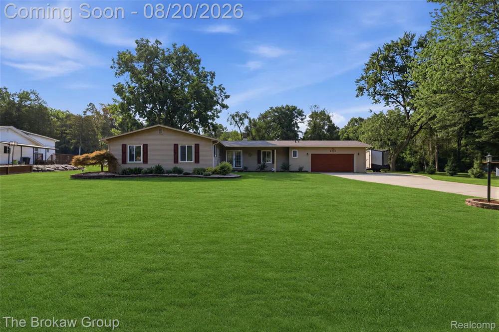 4474 Cedardale Lane Flushing Charter Township, MI 48433