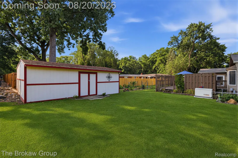 4474 Cedardale Lane Flushing Charter Township, MI 48433