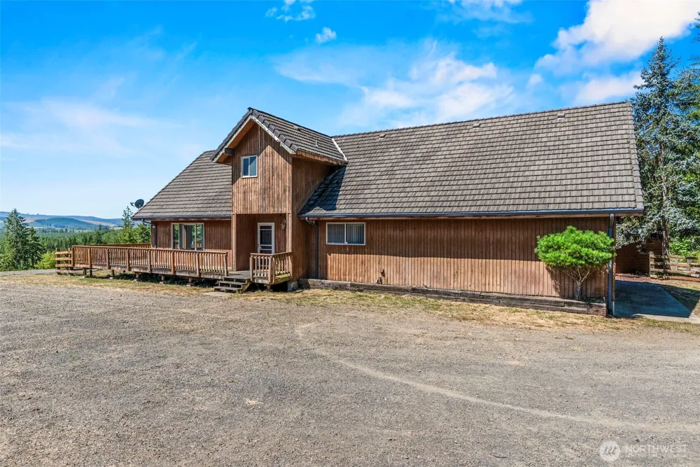 805 Luebke Road Toutle, WA 98649