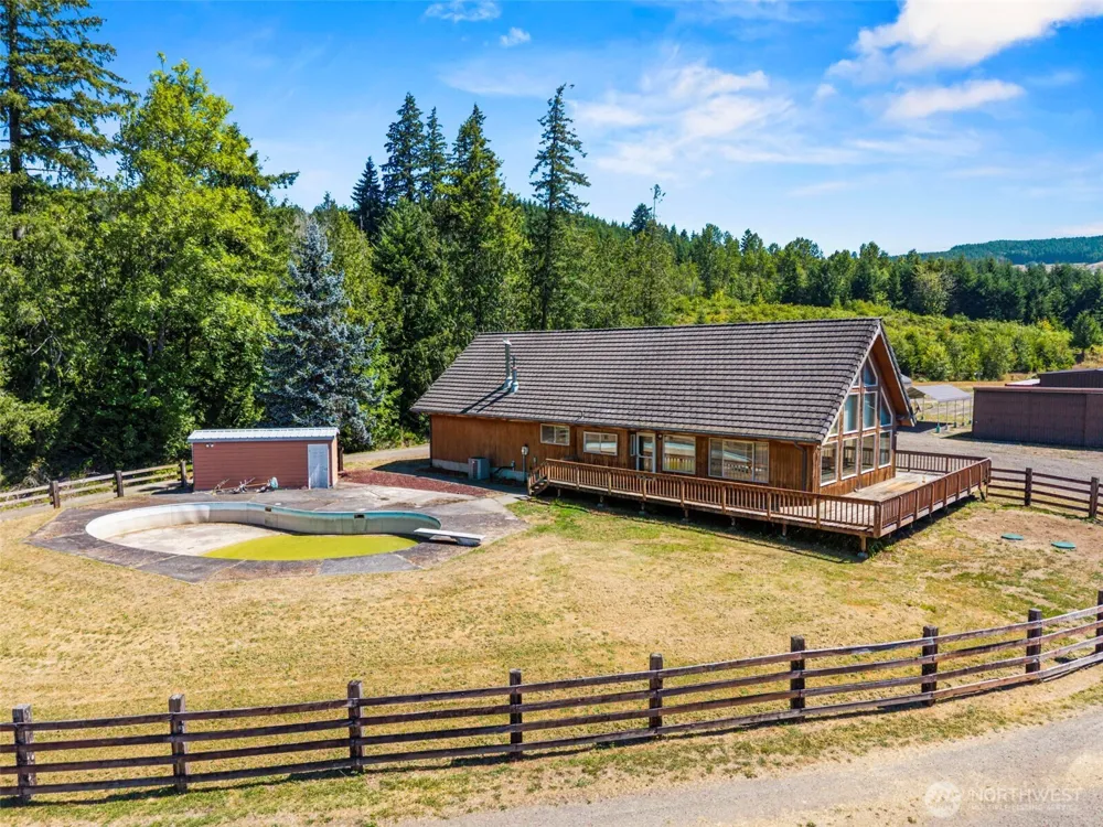 805 Luebke Road Toutle, WA 98649