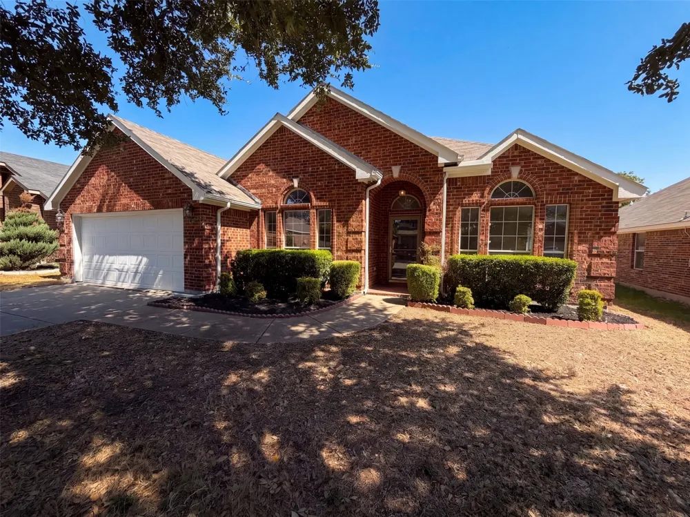 8526 Vista Grande Drive Dallas, TX 75249