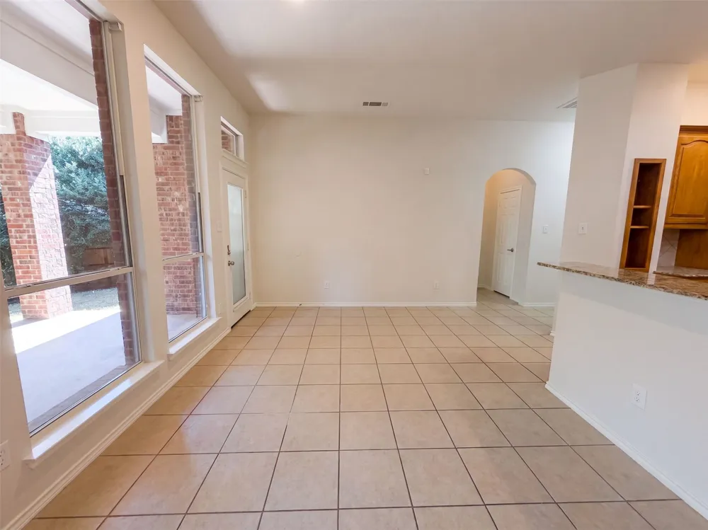 8526 Vista Grande Drive Dallas, TX 75249