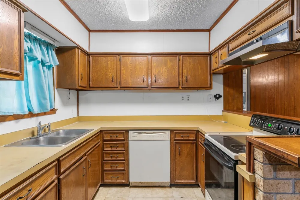 1185 Vz County Road 3822 Wills Point, TX 75169